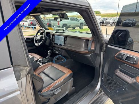 Used 2023 Ford Bronco Outer Banks AWD/4WD image 13