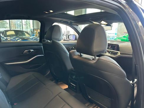 Used 2020 BMW 330i Sedan w/ Convenience Package image 35