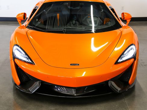 Used 2016 McLaren 570S Coupe RWD image 5