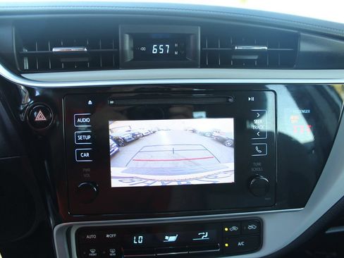 Used 2019 Toyota Corolla LE FWD image 24