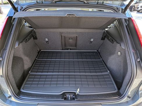 New 2026 Volvo XC40 B5 Plus w/ Protection Package Premier image 13