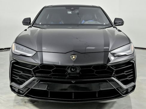 Used 2022 Lamborghini Urus AWD/4WD image 4