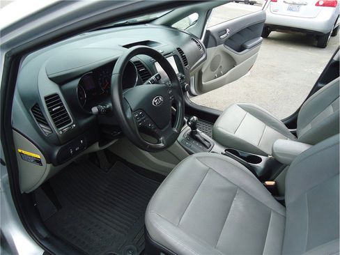 Used 2016 Kia Forte EX w/ EX Premium Package image 19