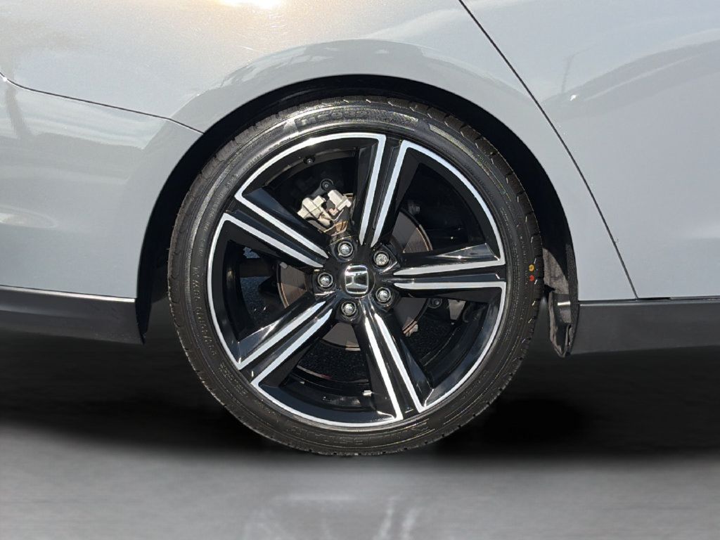 Used 2024 Honda Accord Sport image 27