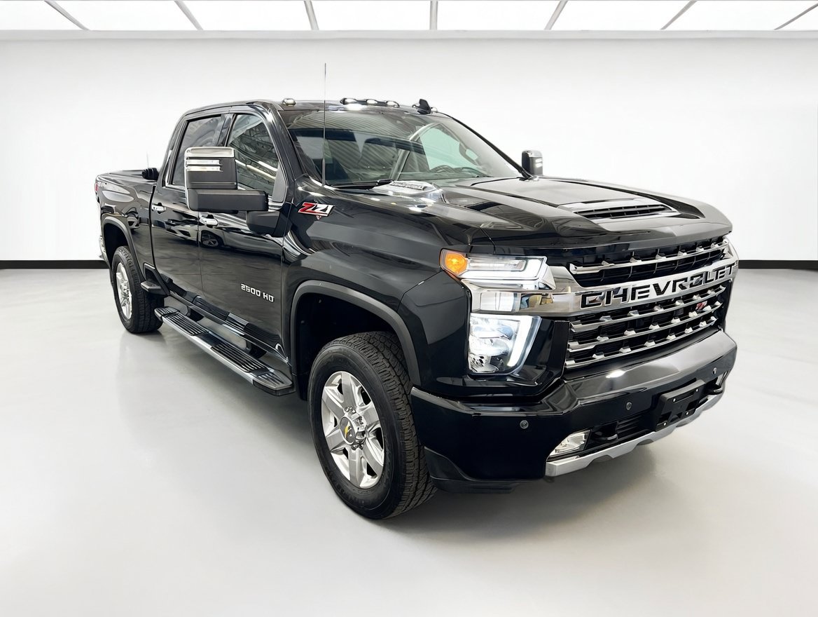 Used 2021 Chevrolet Silverado 2500 LTZ w/ LTZ Premium Package AWD/4WD image 3