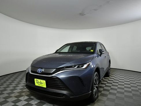 Used 2024 Toyota Venza LE image 6