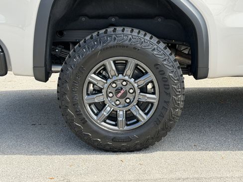 New 2026 GMC Sierra 1500 AT4X AWD/4WD image 20