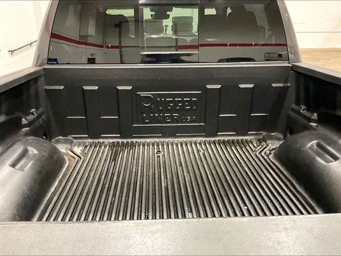Used 2019 RAM 1500 Big Horn AWD/4WD image 19