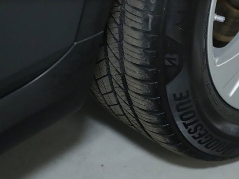 Used 2018 Mercedes-Benz GLC 300 4MATIC image 38