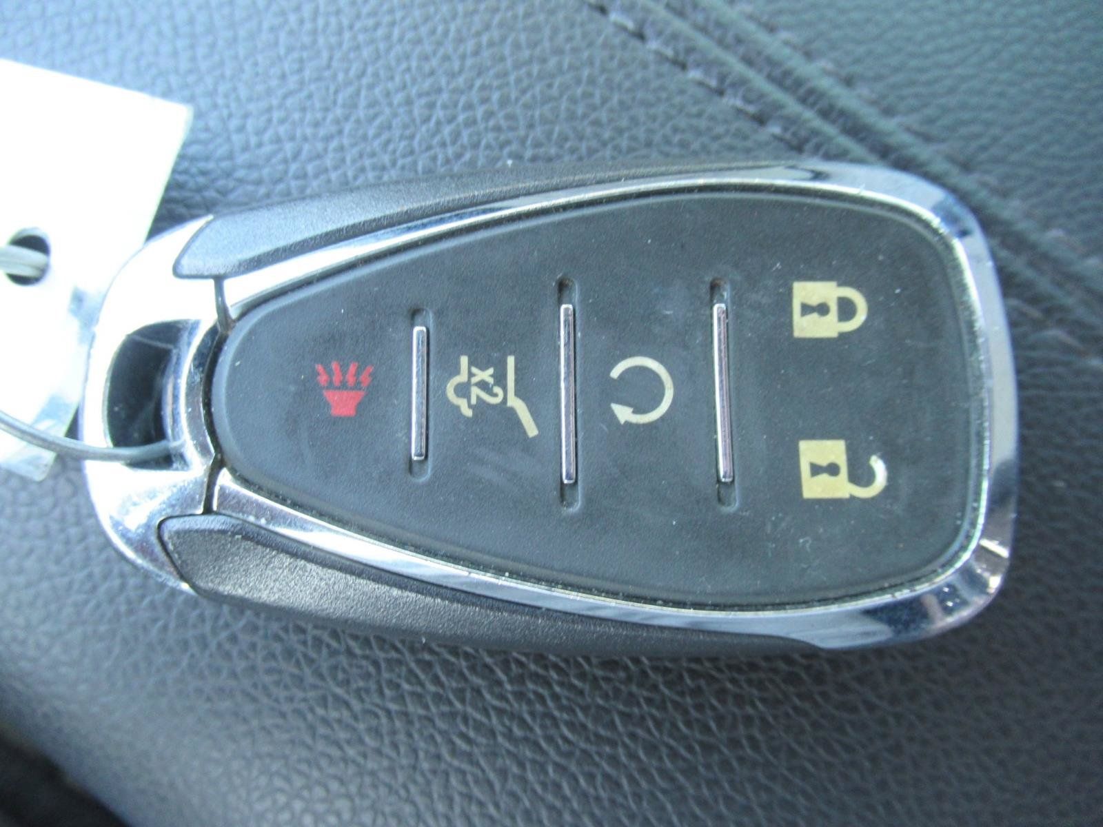 Used 2020 Chevrolet Equinox Premier FWD image 33