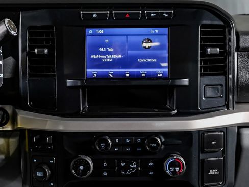 Used 2024 Ford F350 XLT AWD/4WD image 24