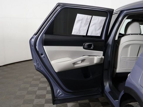 Used 2025 Kia Sorento S w/ Panoramic Sunroof Package FWD image 24