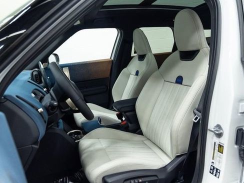 Certified 2025 MINI Cooper Countryman S w/ Comfort Package Max image 22