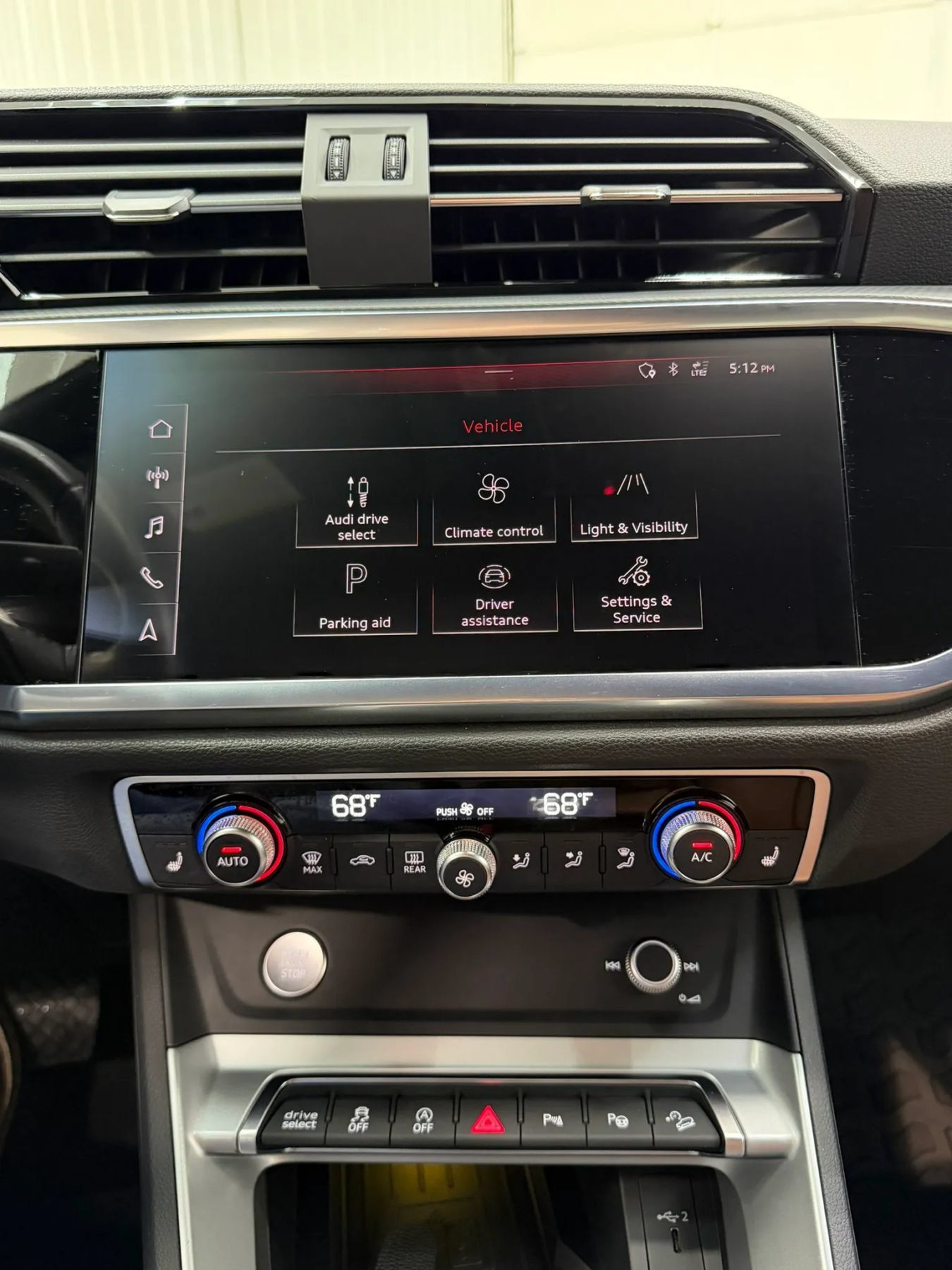 Used 2020 Audi Q3 2.0T Prestige w/ Prestige Package AWD/4WD image 23