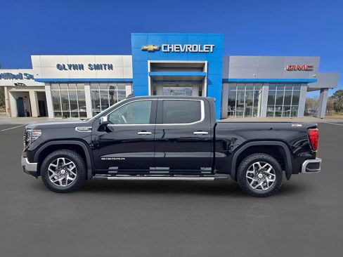 Certified 2023 GMC Sierra 1500 SLT w/ SLT Premium Package image 12