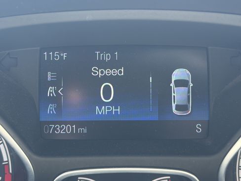 Used 2018 Ford Focus ST FWD image 2
