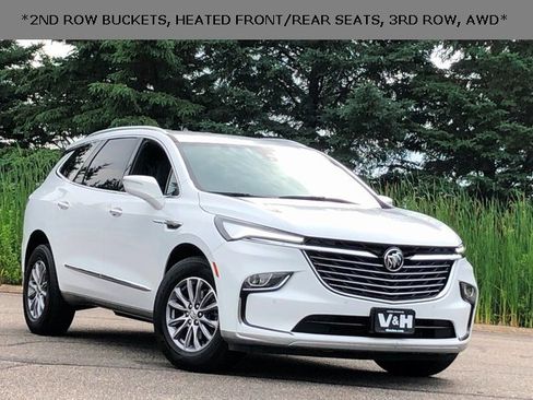 Used 2024 Buick Enclave Premium image 1