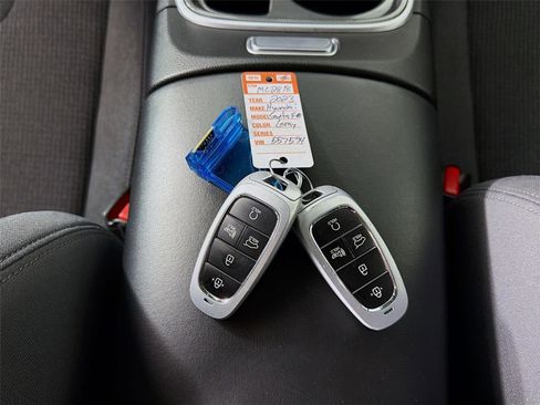 Used 2023 Hyundai Santa Fe SEL AWD/4WD image 33