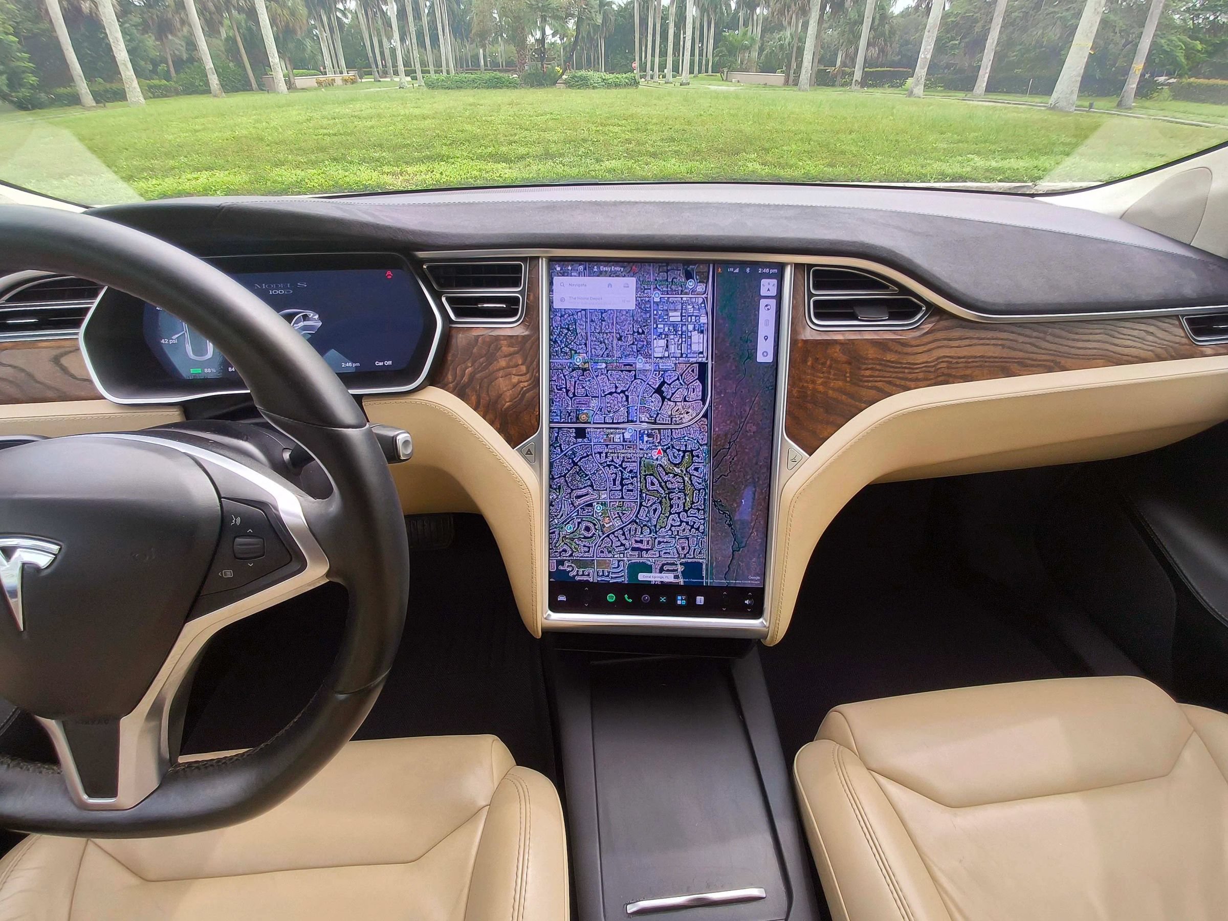 Used 2017 Tesla Model S 100D AWD/4WD image 10