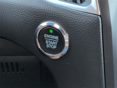 Certified 2024 Ford Edge Titanium image 27