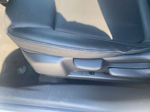 Used 2024 Buick Encore GX Sport Touring image 18