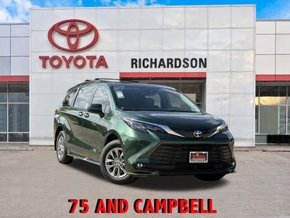 New 2026 Toyota Sienna XLE