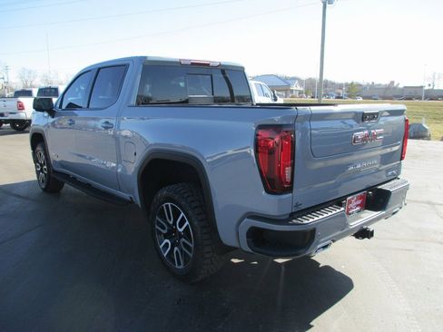 Used 2024 GMC Sierra 1500 AT4 w/ AT4 Premium Package image 9