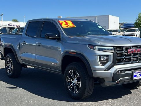 Used 2023 GMC Canyon AT4 AWD/4WD image 3