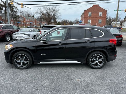 Used 2018 BMW X1 sDrive28i image 9