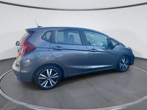 Used 2018 Honda Fit EX image 4