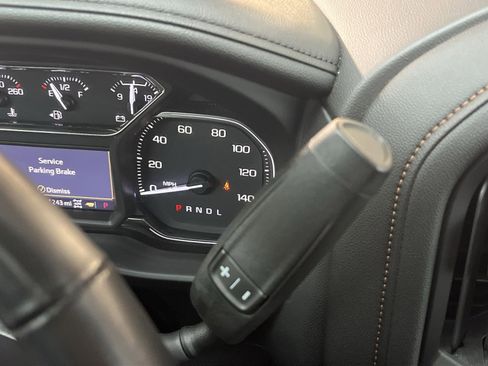 Used 2022 GMC Sierra 1500 AT4 w/ AT4 Premium Package image 22