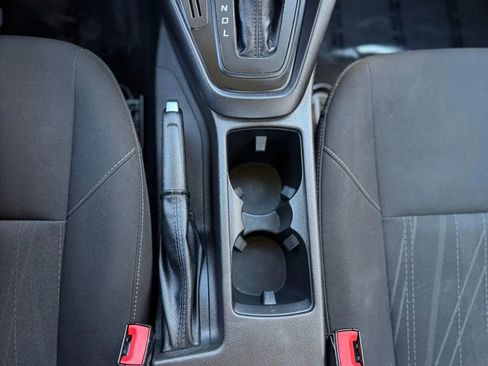 Used 2017 Ford Focus S image 27