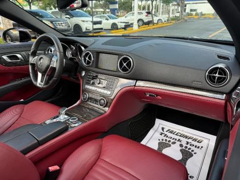 Used 2013 Mercedes-Benz SL 550 image 12