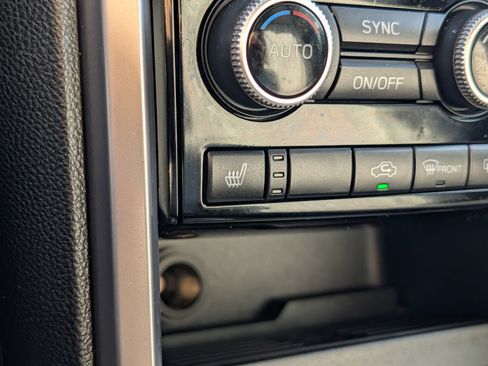 Used 2022 Subaru Ascent Premium w/ Convenience Package image 33