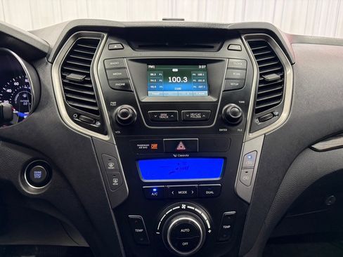 Used 2014 Hyundai Santa Fe Sport 2.0T AWD/4WD image 28