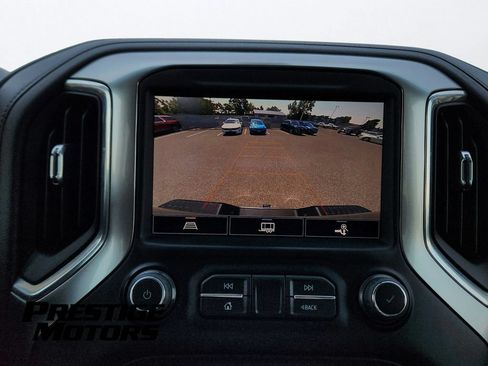Used 2022 Chevrolet Silverado 3500 LT w/ Convenience Package AWD/4WD image 9