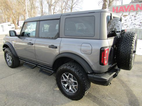 Certified 2023 Ford Bronco Badlands image 2