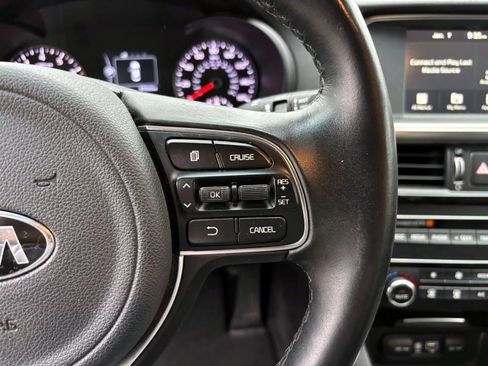 Used 2018 Kia Optima EX image 18