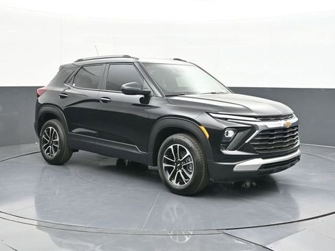 New 2026 Chevrolet TrailBlazer LT w/ Driver Confidence Package FWD image 14