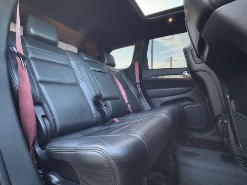 Used 2017 Jeep Grand Cherokee SRT image 33