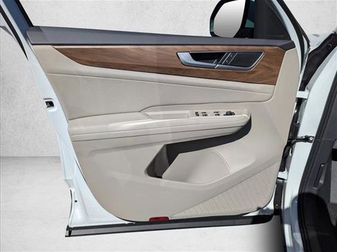 New 2026 Volkswagen Atlas SE image 22