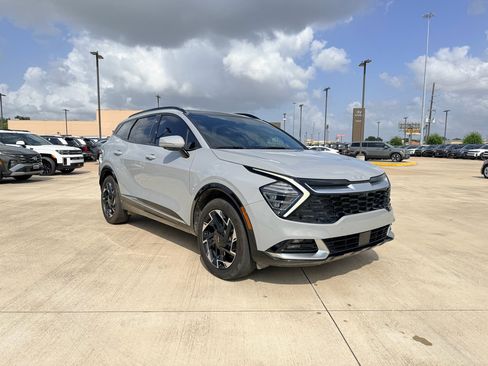 Used 2023 Kia Sportage SX AWD/4WD image 4