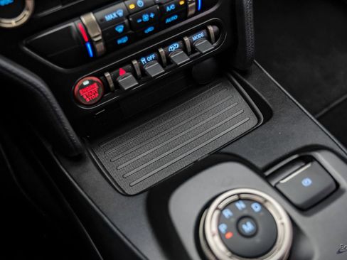 Used 2021 Ford Mustang Shelby GT500 w/ Carbon Fiber Handling Package RWD image 73