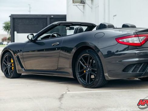 Used 2017 Maserati GranTurismo MC RWD image 46