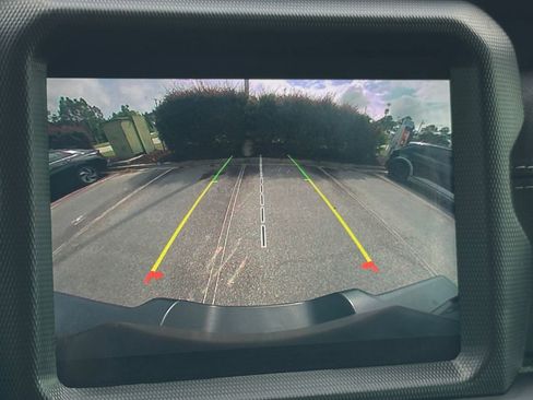 Used 2020 Jeep Wrangler Unlimited Sahara AWD/4WD image 19