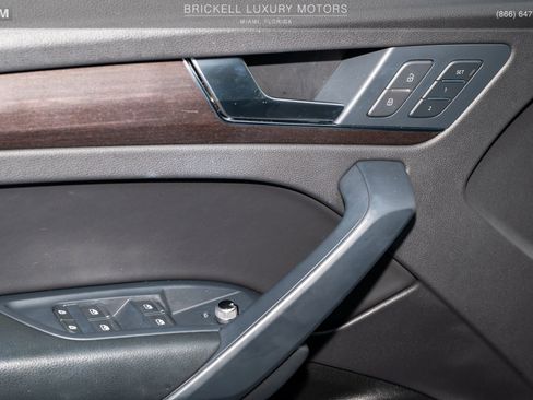 Used 2021 Audi Q5 2.0T Premium w/ Convenience Package image 61