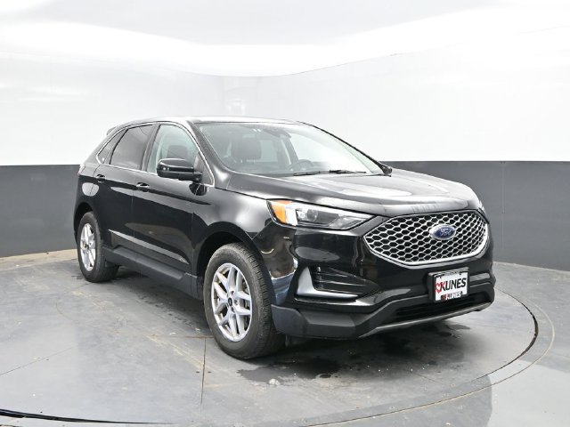 Used 2024 Ford Edge SEL AWD/4WD image 11