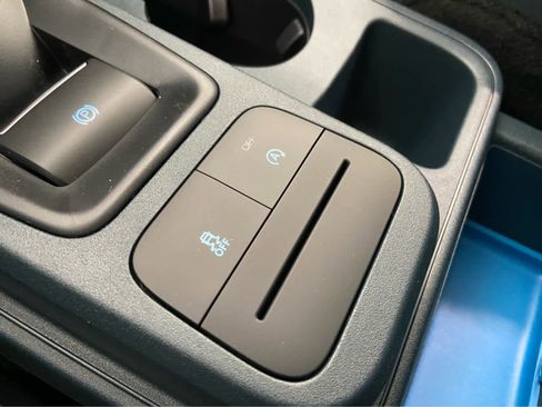 New 2025 Ford Maverick XLT w/ 4K Tow Package image 39