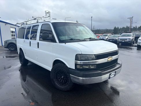 Used 2014 Chevrolet Express 1500 LT w/ LT Preferred Equipment Group image 8