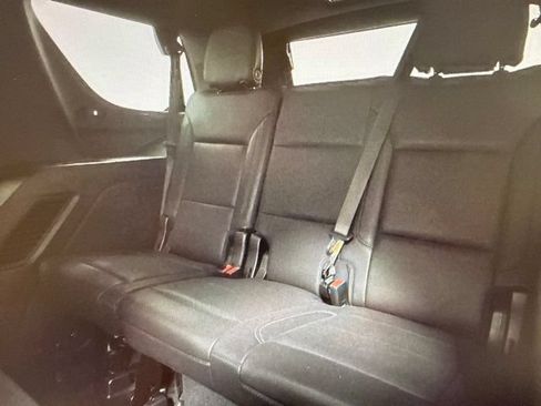 Used 2022 Chevrolet Tahoe LT w/ LT Signature Package RWD image 22